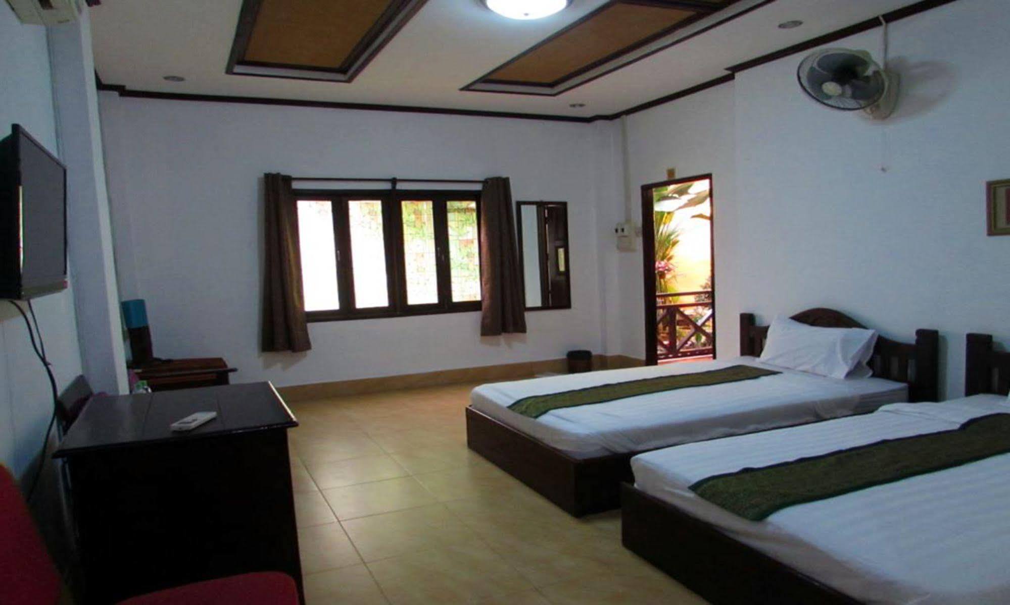 Ban Nongdouang Suksavanh River 2 Hotel מראה חיצוני תמונה